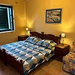 Апартаменты In With Air Conditioning, Wifi 5102-2 Сукошан